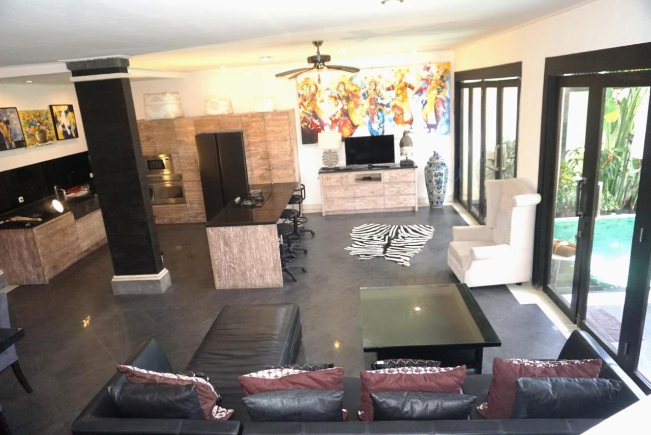 Villa Lingkar 89A Canggu Екстериор снимка