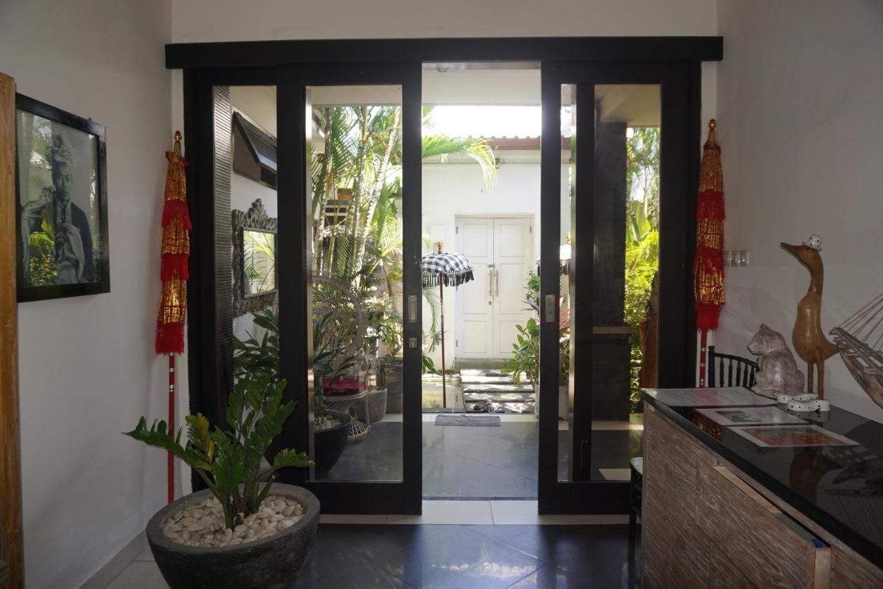 Villa Lingkar 89A Canggu Екстериор снимка