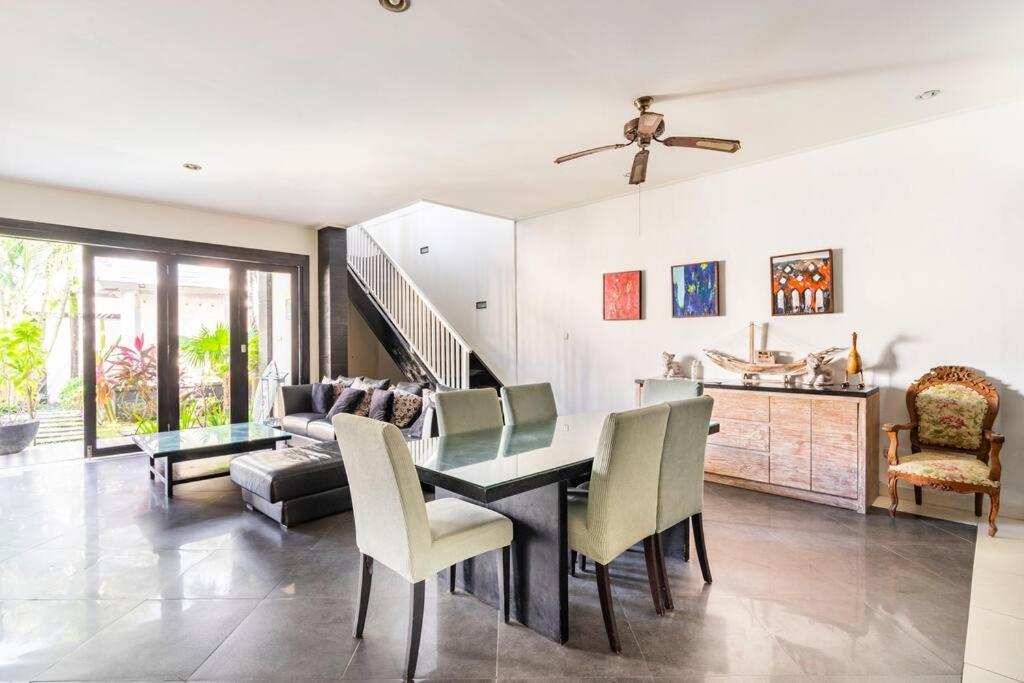 Villa Lingkar 89A Canggu Екстериор снимка