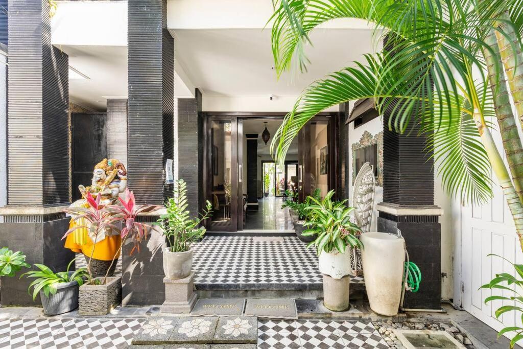 Villa Lingkar 89A Canggu Екстериор снимка