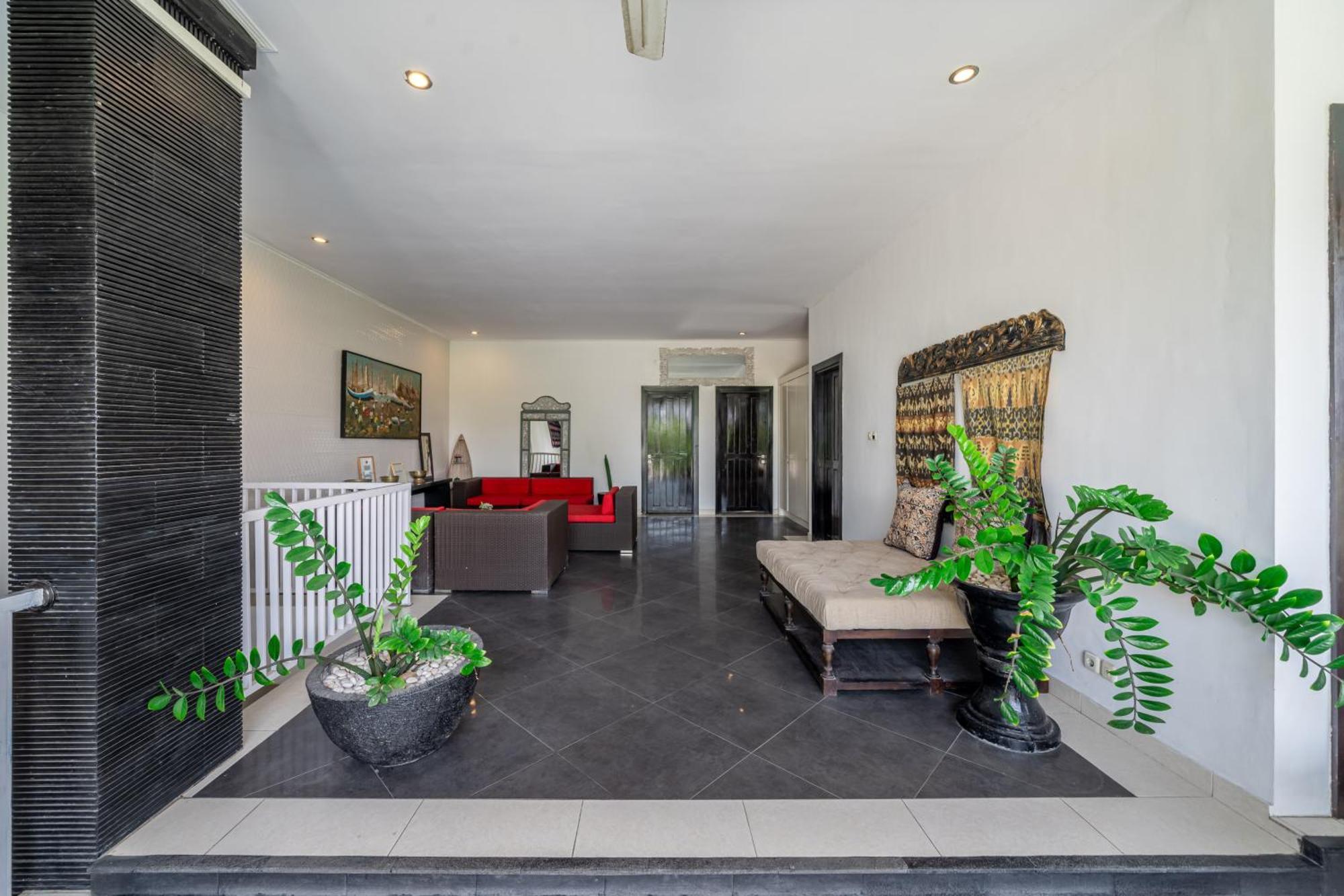 Villa Lingkar 89A Canggu Екстериор снимка