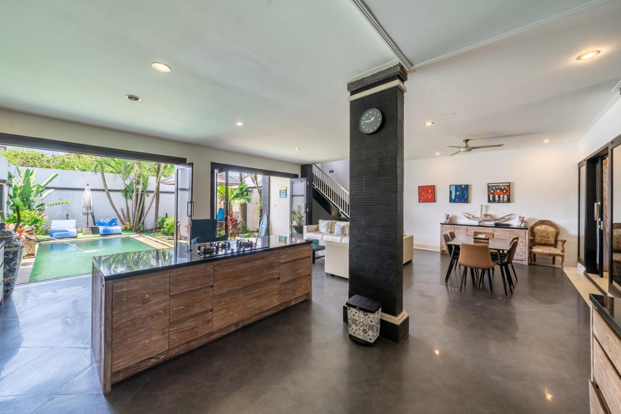 Villa Lingkar 89A Canggu Екстериор снимка