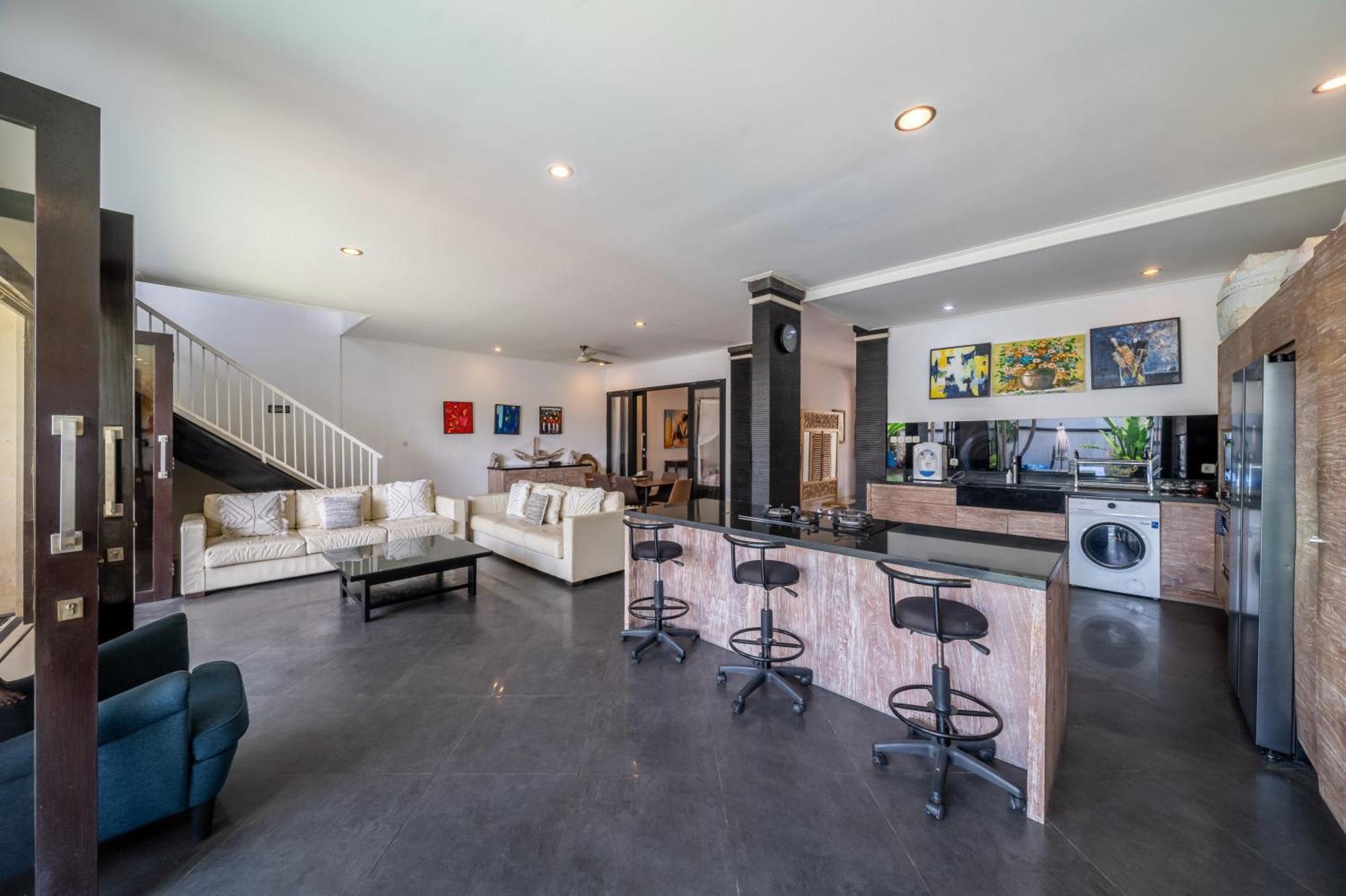 Villa Lingkar 89A Canggu Екстериор снимка